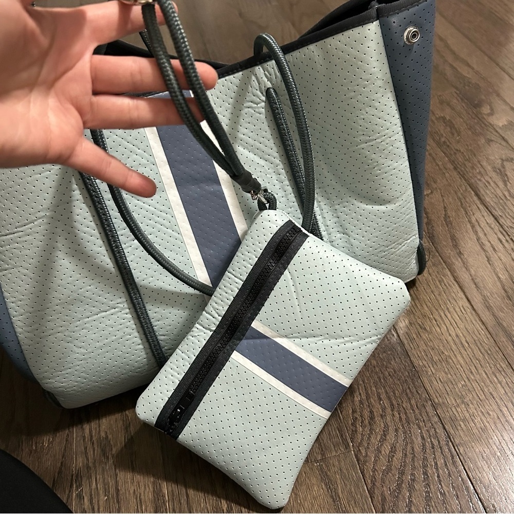 Haute Shore Blue Tote Bag Set